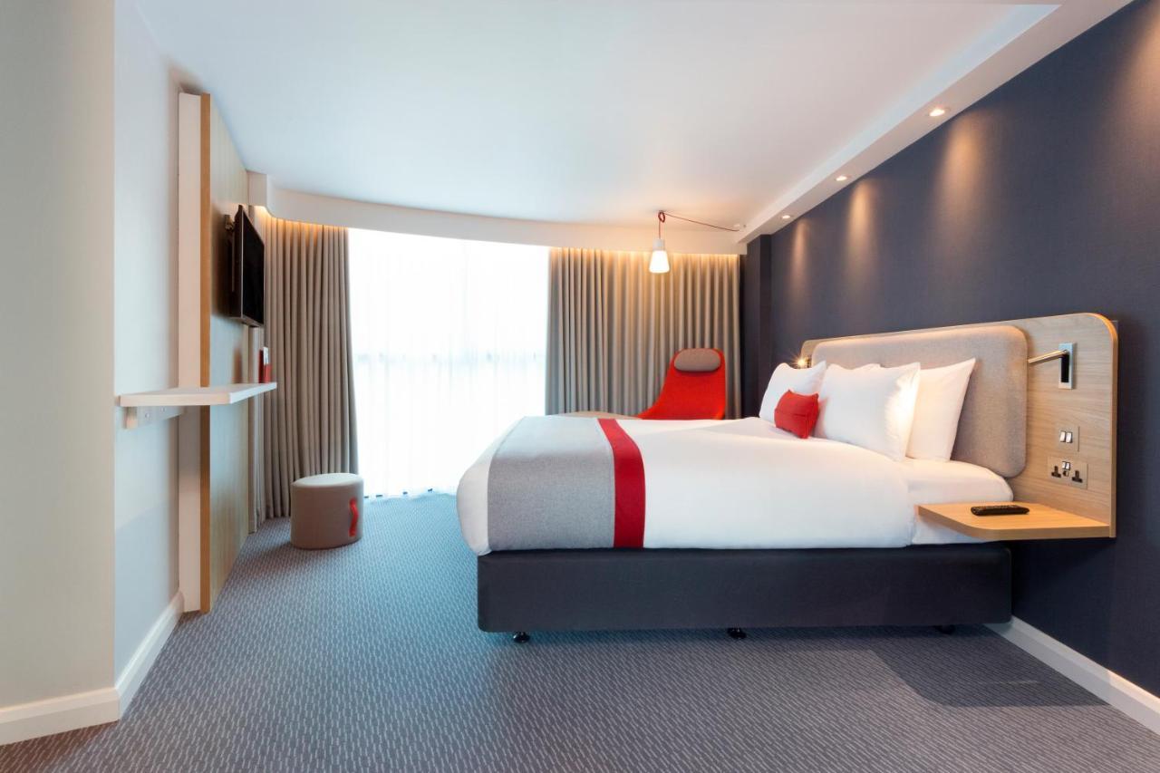 Holiday Inn Express Southampton - M27, J7 By Ihg Buitenkant foto