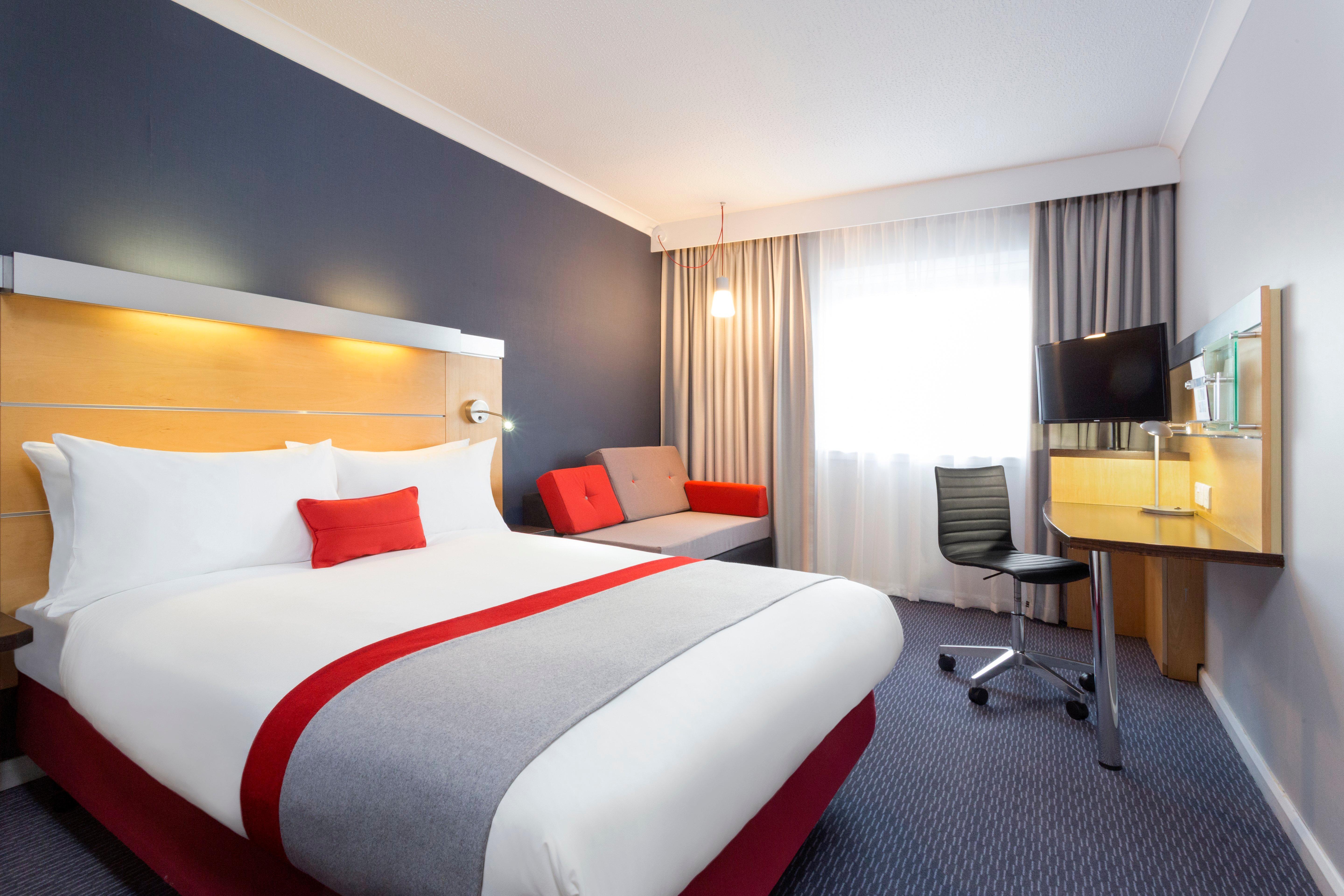 Holiday Inn Express Southampton - M27, J7 By Ihg Buitenkant foto