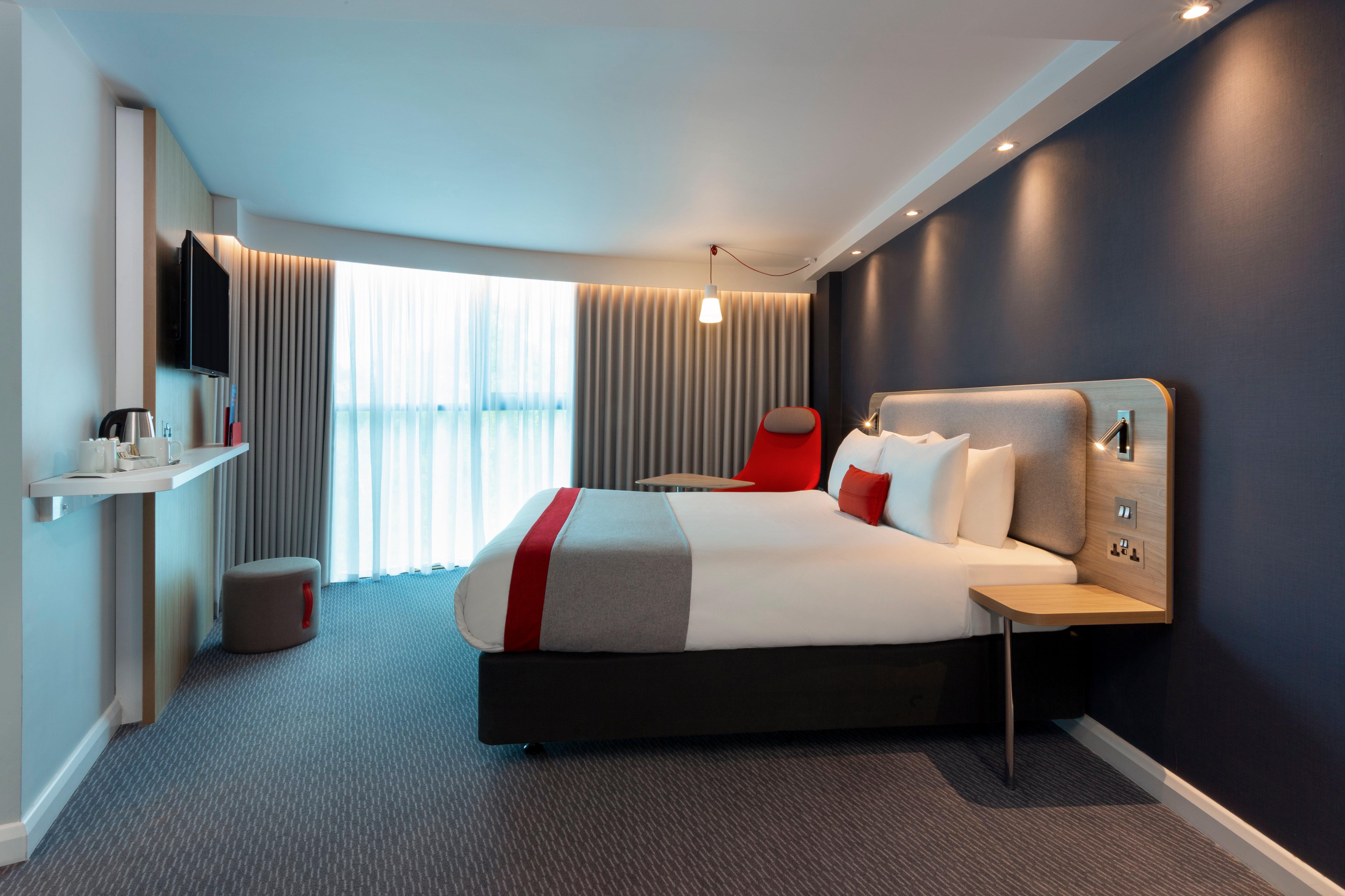 Holiday Inn Express Southampton - M27, J7 By Ihg Buitenkant foto