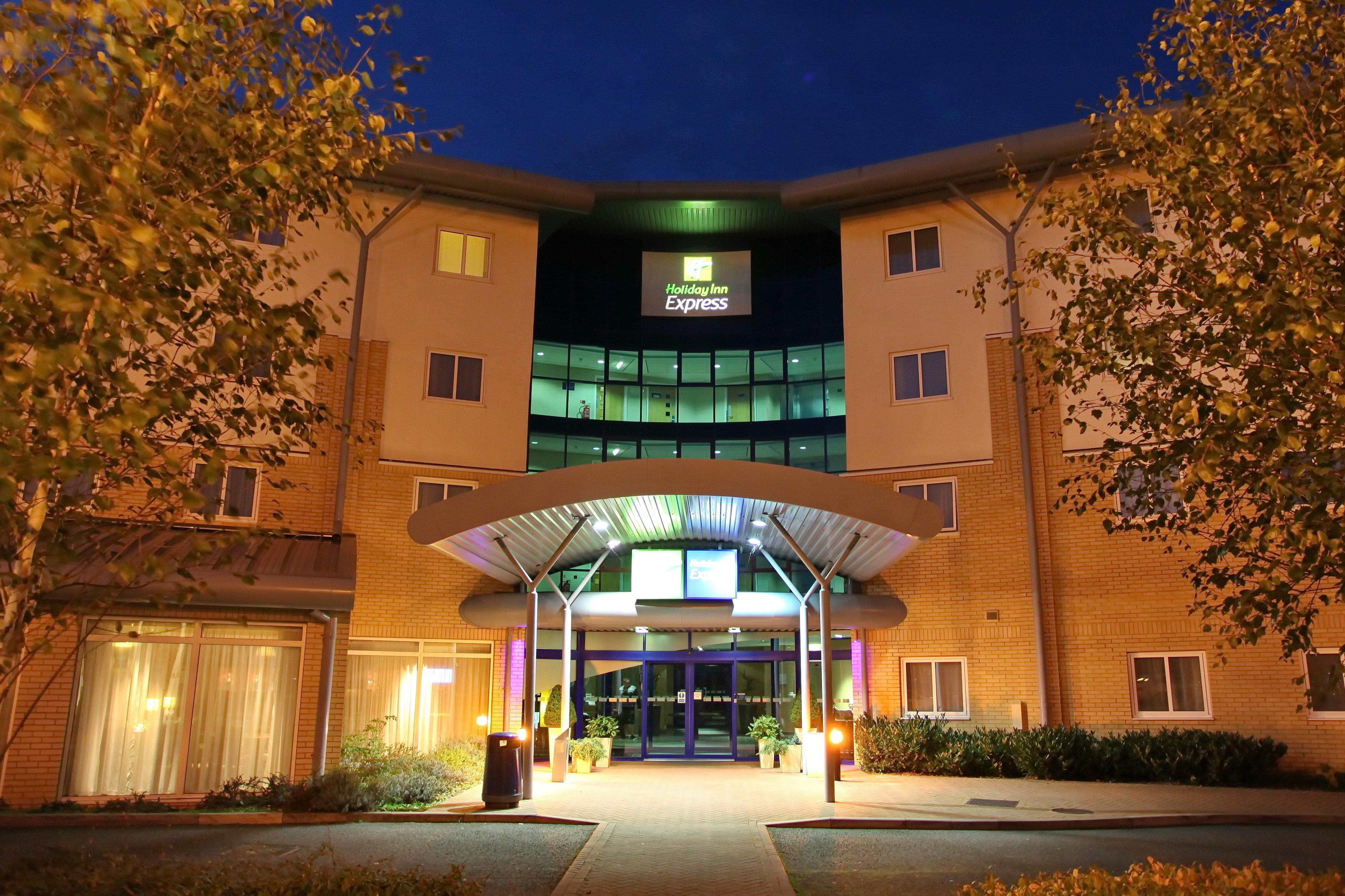 Holiday Inn Express Southampton - M27, J7 By Ihg Buitenkant foto