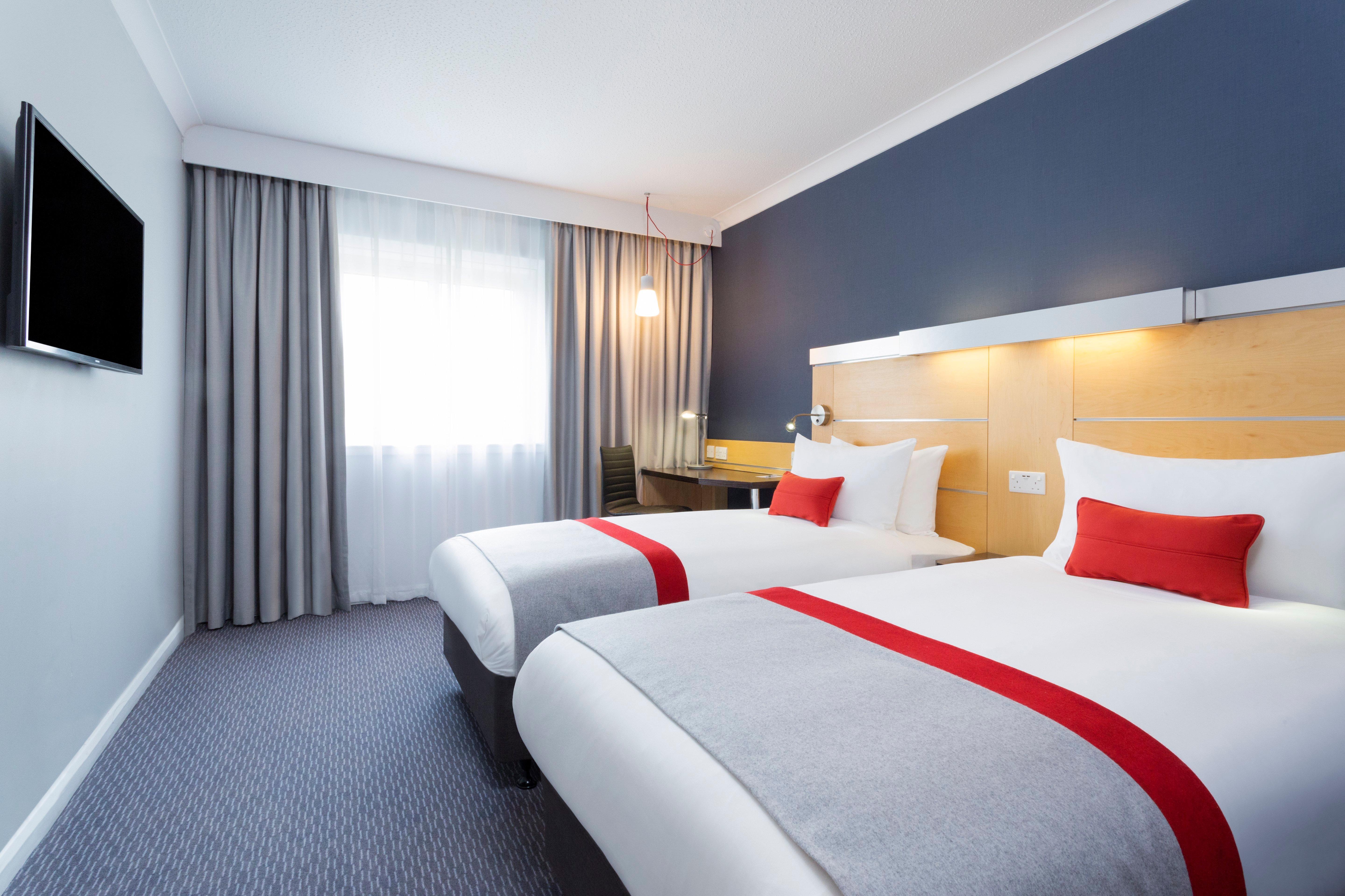 Holiday Inn Express Southampton - M27, J7 By Ihg Buitenkant foto