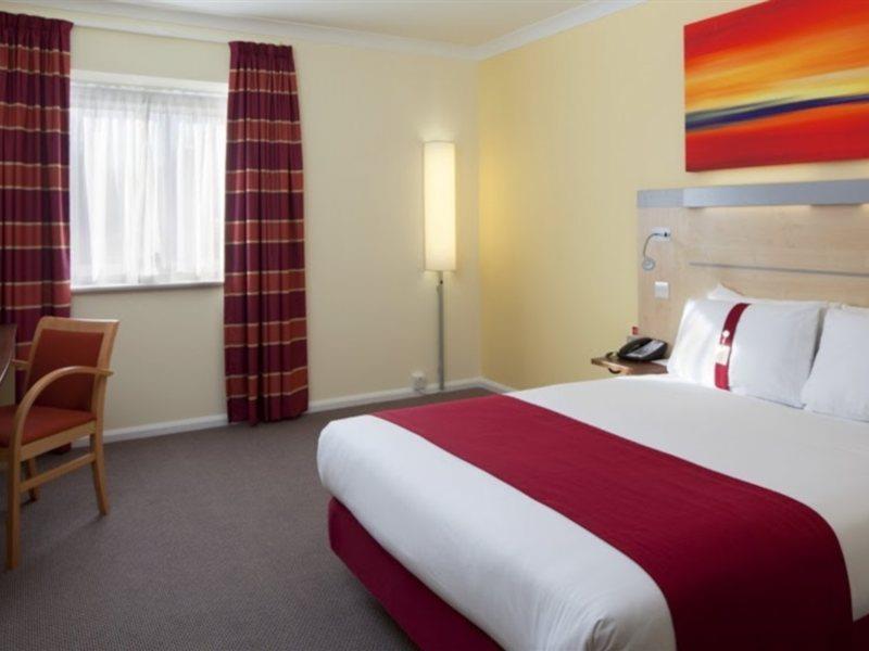 Holiday Inn Express Southampton - M27, J7 By Ihg Buitenkant foto