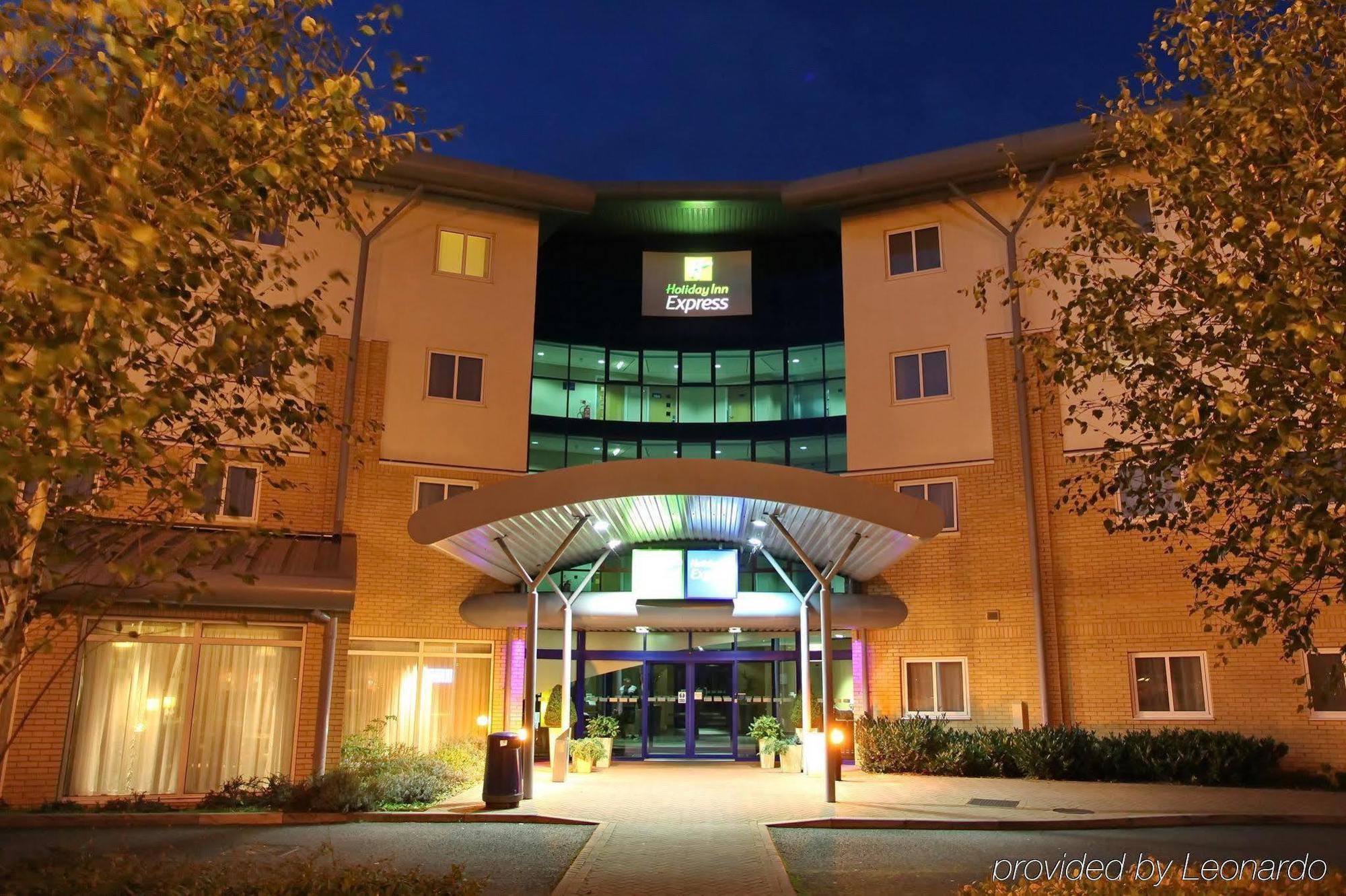 Holiday Inn Express Southampton - M27, J7 By Ihg Buitenkant foto